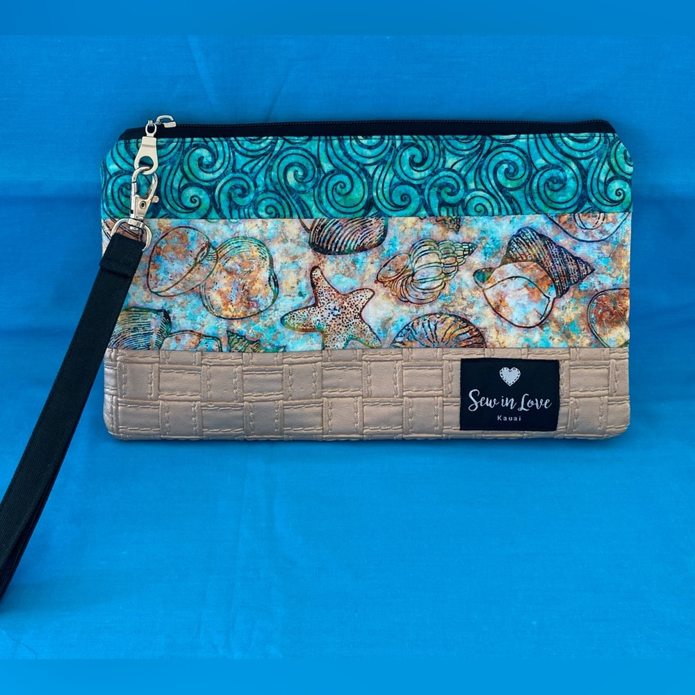 HANDmade in Hawaii clutch/pouch/wristlet, made in Kauai, HI